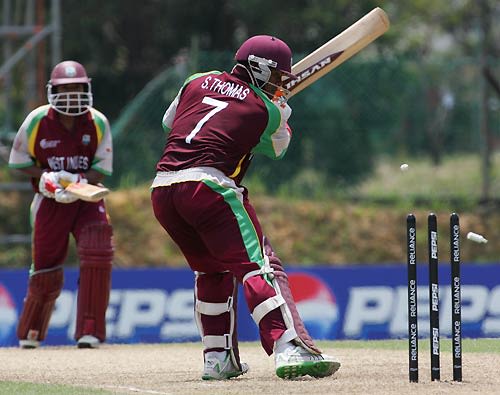 Shacaya Thomas is bowled by Wayne Parnell