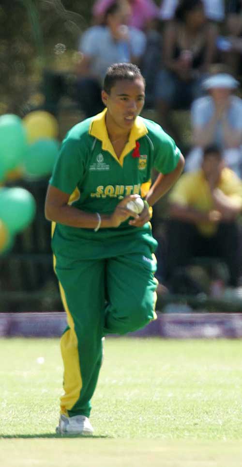 Alicia Smith demolished Pakistan with 5 for 7
