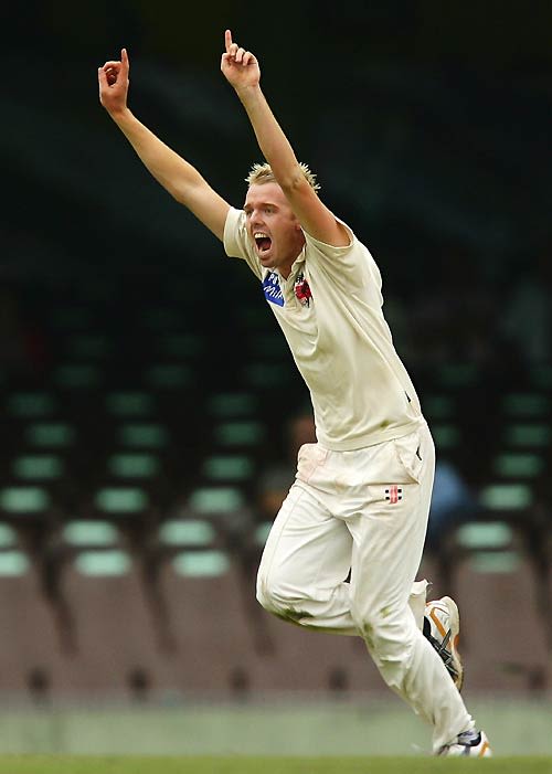 Dan Cullen jolted the Blues' top order with three wickets in as many overs