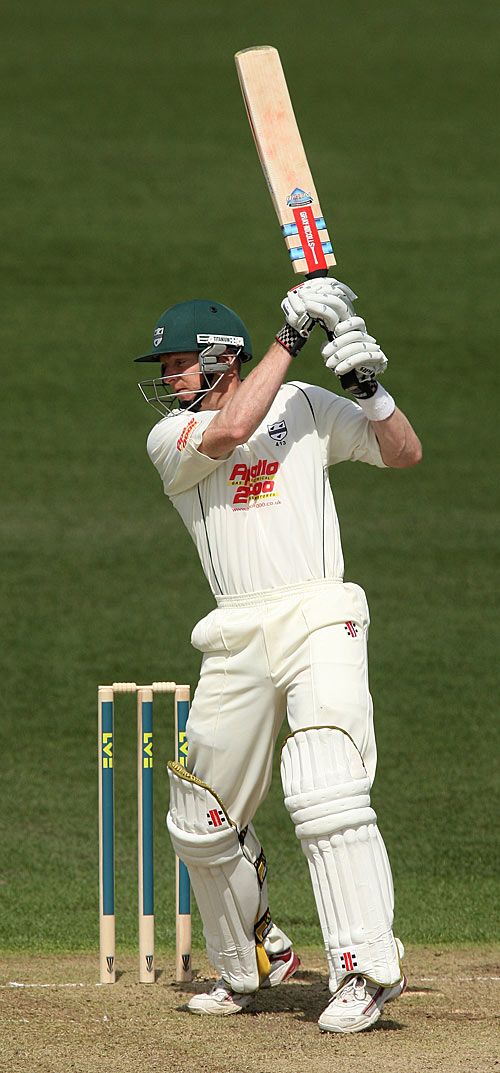 Up on his toes, Ben Smith cuts