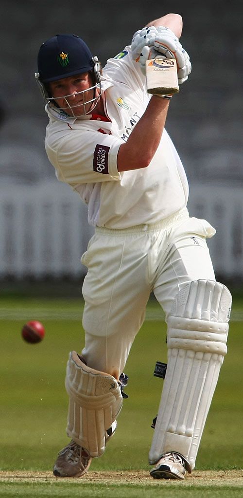 Jamie Dalrymple stands tall while punching off the back foot