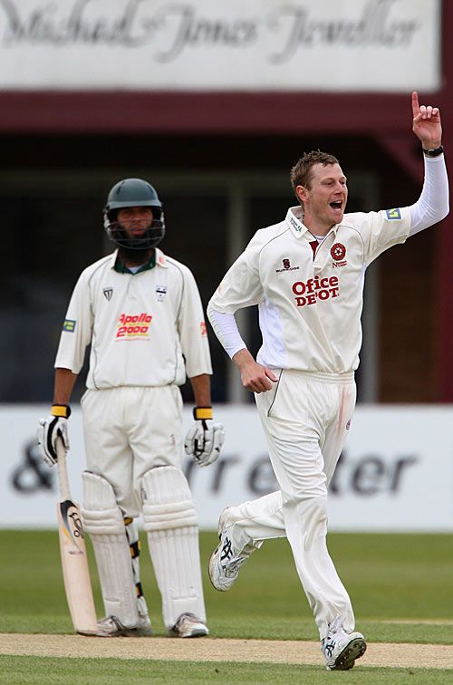 David Lucas celebrates the wicket of Ben Smith