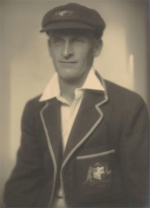 Clarrie Grimmett portrait