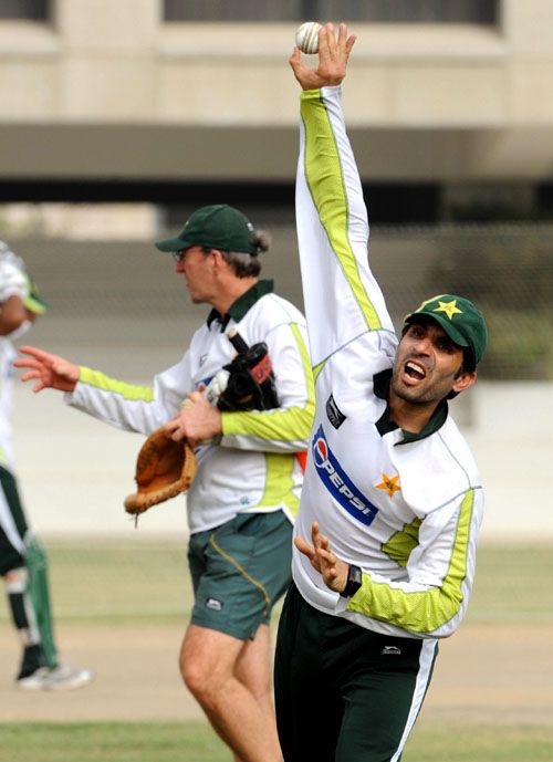 Misbah-ul-Haq prepares to deliver the ball