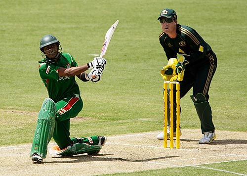 Dhiman Ghosh sweeps over the top