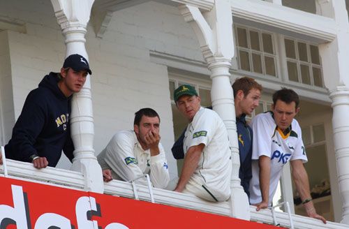 Nottinghamshire's Stuart Broad and Darren Pattinson look on after the defeat