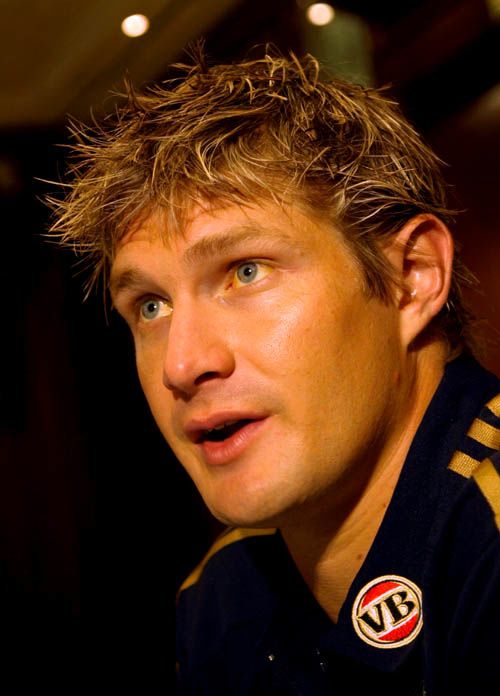 Warne regrets losing Watson and Tanvir