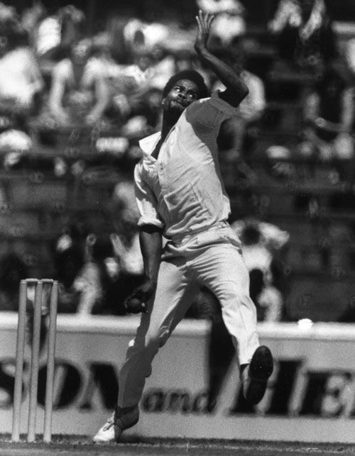 Keith Boyce in his delivery stride