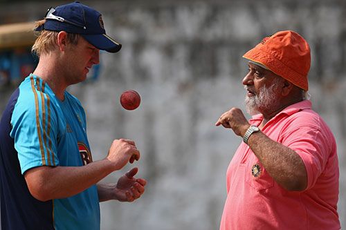 Bishan Bedi gives bowling tips to Cameron White