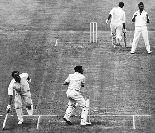 Farokh Engineer runs John Jameson out for 82