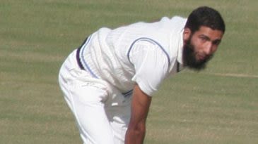 J&K bat for survival after Maharashtra's 401