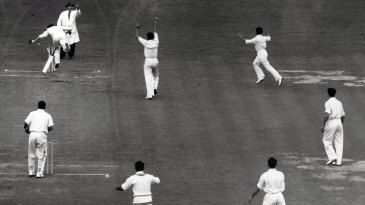 Fazal swings it Pakistan's way