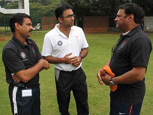 Former India wicketkeepers Vijay Yadav, Saba Karim and Sadanand Viswanath in conversation