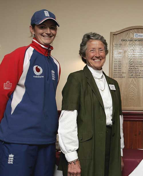 Charlotte Edwards and Rachael Heyhoe-Flint