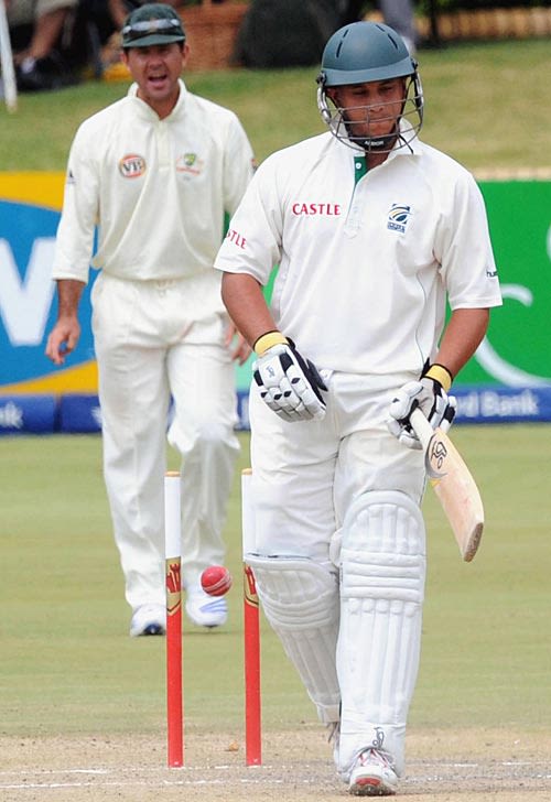 Vaughn van Jaarsveld is dismissed for a duck