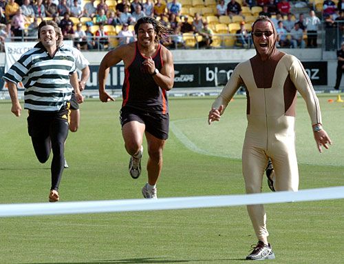 Mark Richardson wins a celebrity sprint-out against rugby players Conrad Smith and Ma'a Nonu