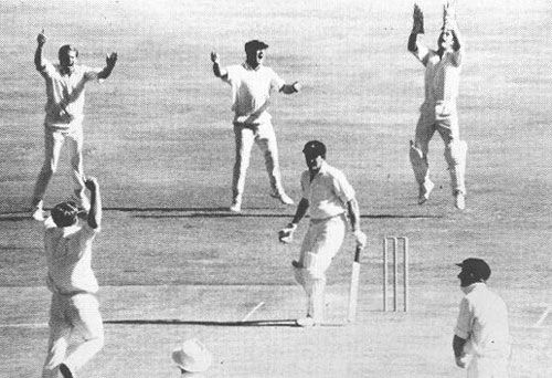Keith Stackpole is caught by Denis Lindsay off Mike Procter for 1