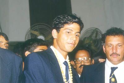 Indian opener Manish Sharma and coach Binny meet their fans