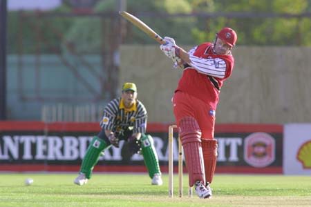 Doody pulls through midwicket