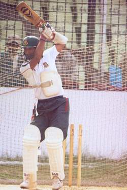 Mehrab taking shot