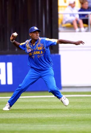 Upashantha fires in a return throw from the outfield