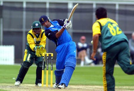 Ali drives a delivery down the ground on the leg side. ICC Under-19 World Cup Super League Group 2: England Under-19s v South Africa Under-19s at Lincoln, 1 Feb 2002