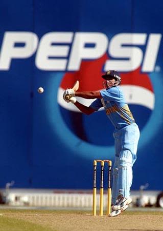 Madaan reaches to cut a wide delivery outside off stump. 1st ICC Under-19 World Cup Super League Semi Final: India Under-19s v South Africa Under-19s at Lincoln, 3 Feb 2002