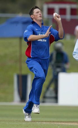 O'Connor delivers a ball. State of Origin: North Island v South Island at Auckland, 2 Feb 2003