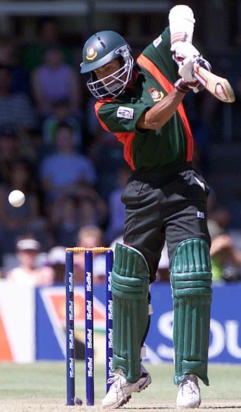 Sanwar Hossain in action against South Africa at Bloemfontein, World Cup 2003