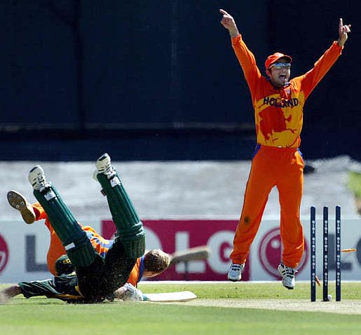 Openner Taufeeq Umar is run out by Holland's Jacob-Jan Esmeijer