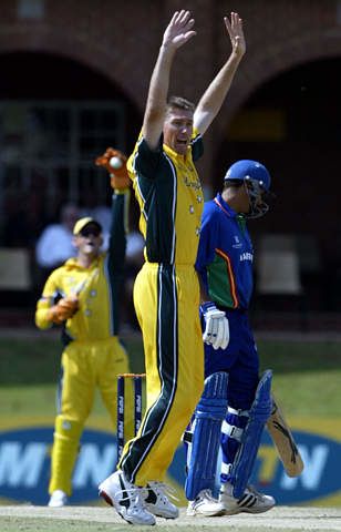 Glenn McGrath and Adam Gilchrist appeal for the wicket of Danie Keulder