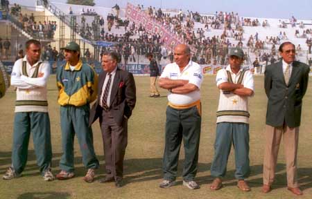 Pakistan team in the Man of the Match ceremony