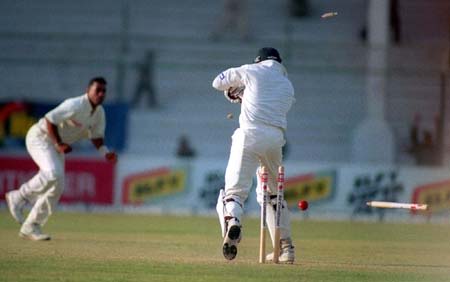 Pushpakumara bowls out Shahid Afridi in the 2nd innings