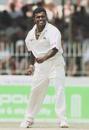 Dinuka Hettiarachchi in action in the Colombo Test
