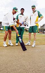 Andre Nel, Makhaya Ntini and David Terbrugge inspect the pitch ahead of the first Test