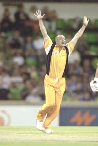 Spencer celebrates a wicket, Western Australia v Victoria, Mercantile Mutual Cup, 2000/01