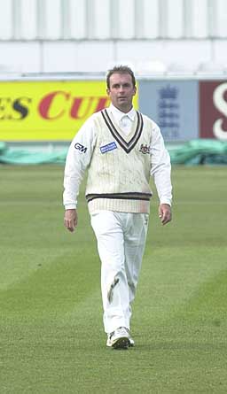 Mike Smith of Gloucestershire at the Riverside 2001