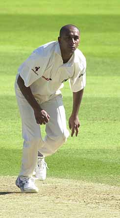 Mo Sheikh bowling at Trent Bridge