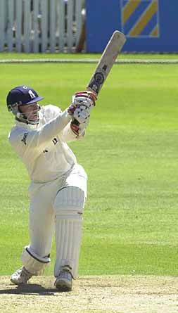 Neil Smith batting against Notts at Trent Bridge 2001