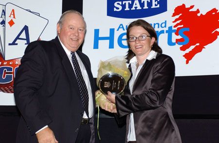 Drumm is presented the women's bowler of the year award. Auckland Cricket Association awards dinner at Auckland, 2 April 2003