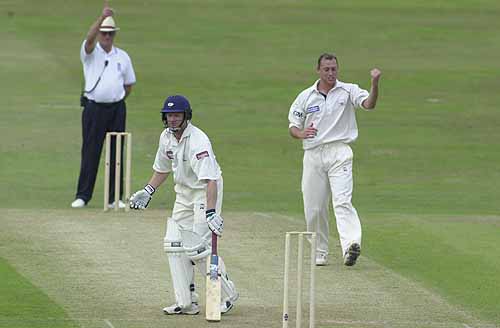 James Averis has trapped Fellows lbw for 0
