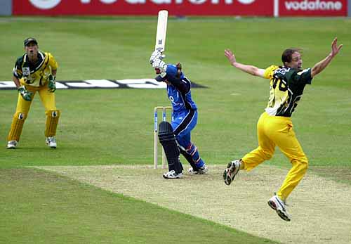 Therese McGregor appeals and gets the wicket of Connor lbw for 28