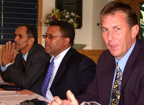 Omar Henry, Convenor of Selectors, Gerald Majola, Chief Executive UCBSA and new coach Eric Simons