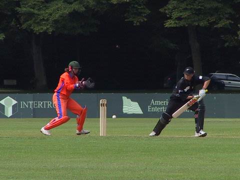 Rebecca Rolls batting