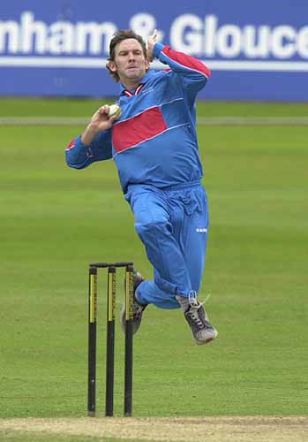 Dermot Reeve bowling at the Pavilion End