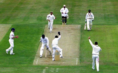 Anil Kumble is stumped by Simon Guy