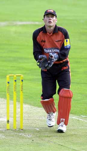 Richard Blakey , wicketkeeping study, National League 2001