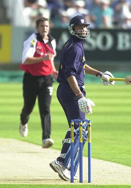 Law is caught behind by Wallace with a delivery from Thomas