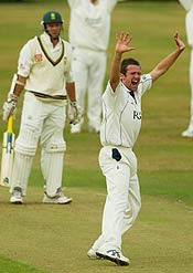 Paul Havell traps Graeme Smith lbw, SA v Derbyshire, August 29, 2003