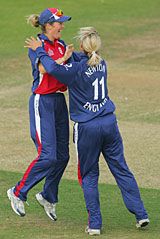 Charlotte Edwards (left) congratulates Laura Newton